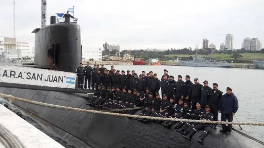 Submarino ARA San Juan en el mar