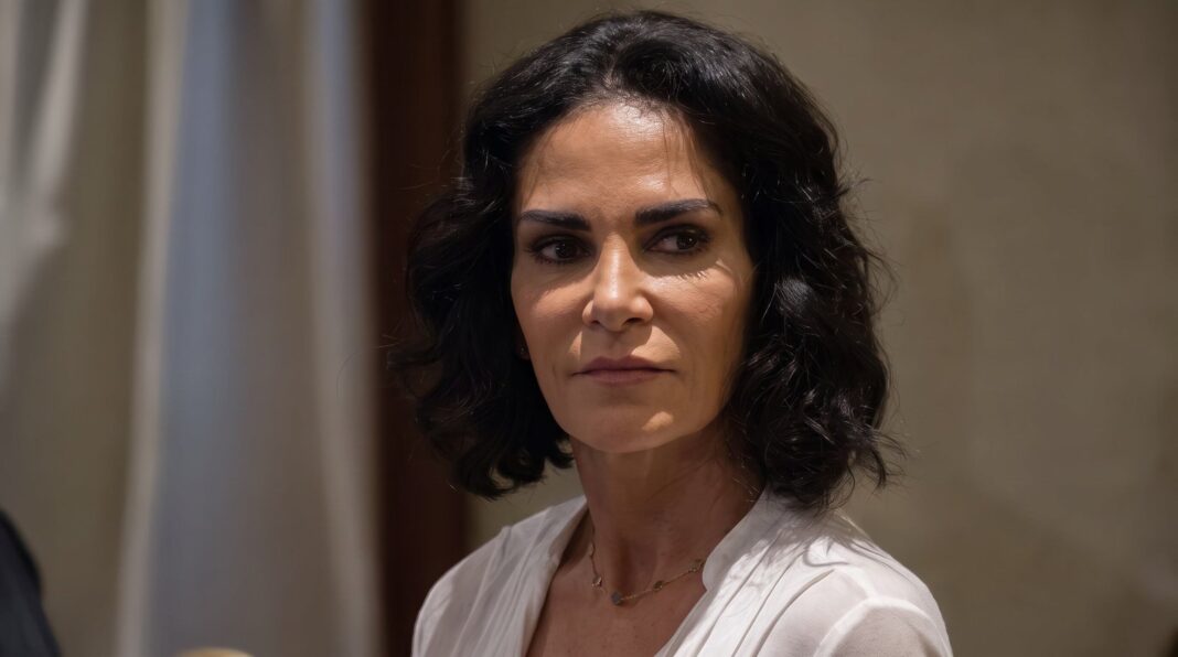 Lydia Cacho en conferencia de prensa