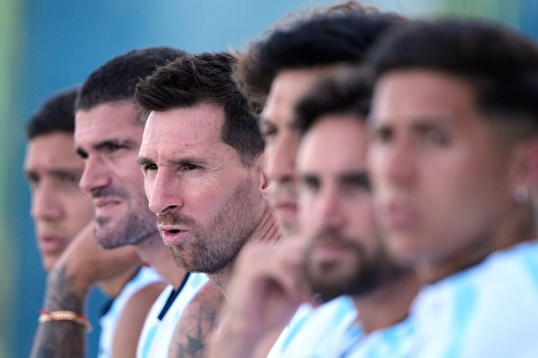 Selección argentina de fútbol llegando a Nueva York para la final del Mundial 2026