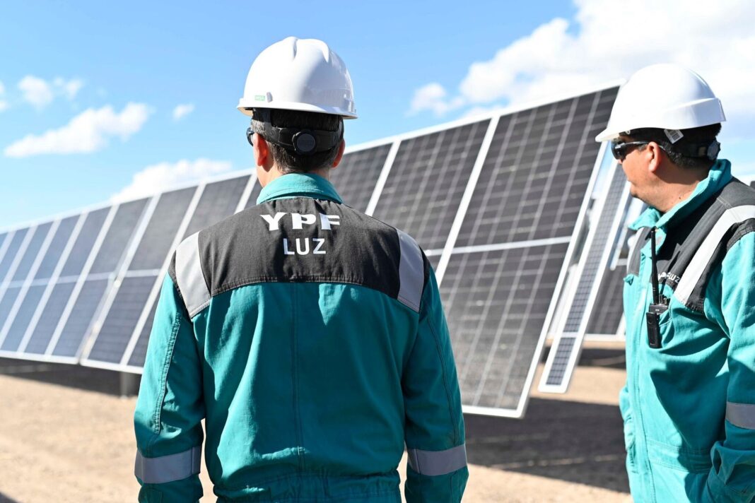 Logotipo de YPF Luz