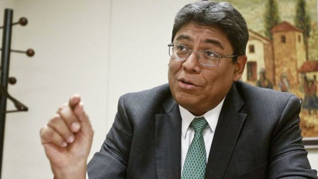 Elmer Cuba, ministro de Economía y Finanzas de Perú