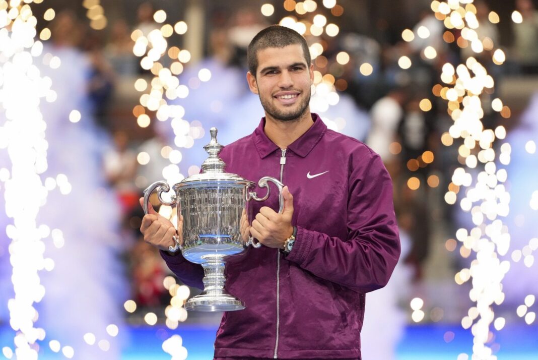 Carlos Alcaraz celebrando un punto en el US Open