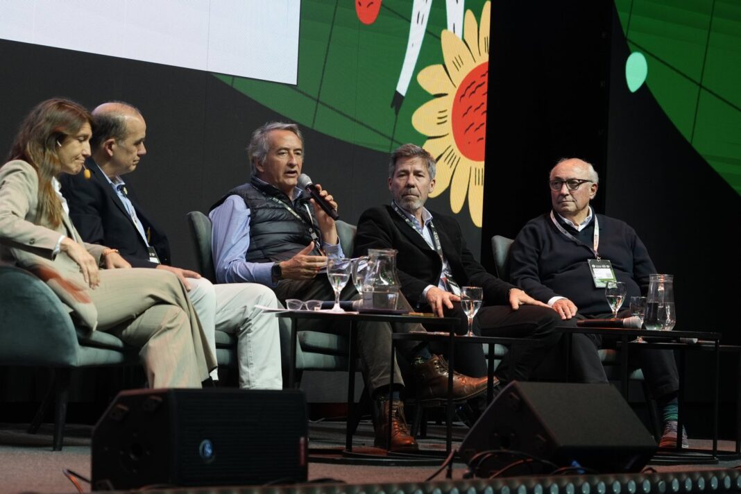 Panel de diputados en el Congreso Aapresid