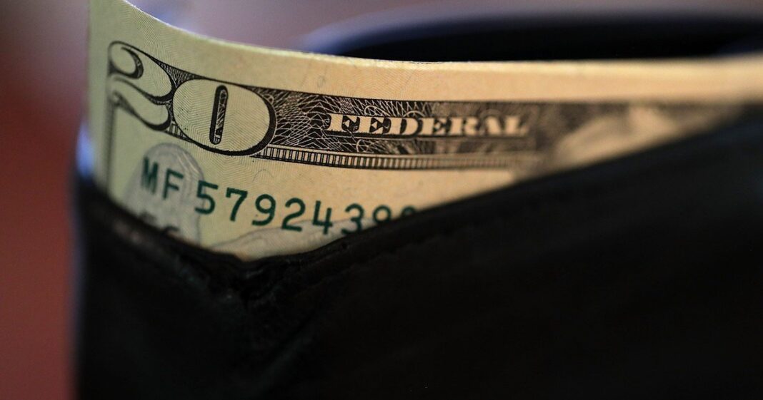 Dólar blue y billetes de dólar