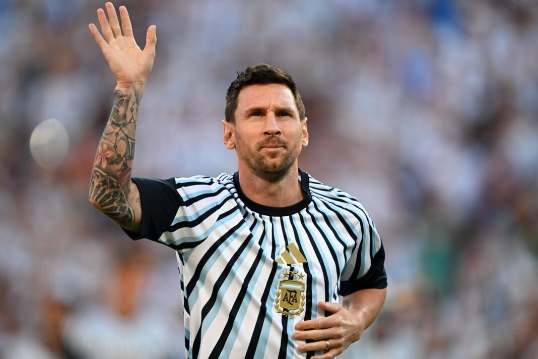 Lionel Messi en un partido de fútbol