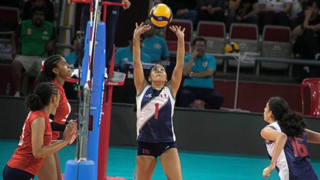 Partido de vóley femenino Sub 17 entre Perú y Corea del Sur en el Coliseo Eduardo Dibós