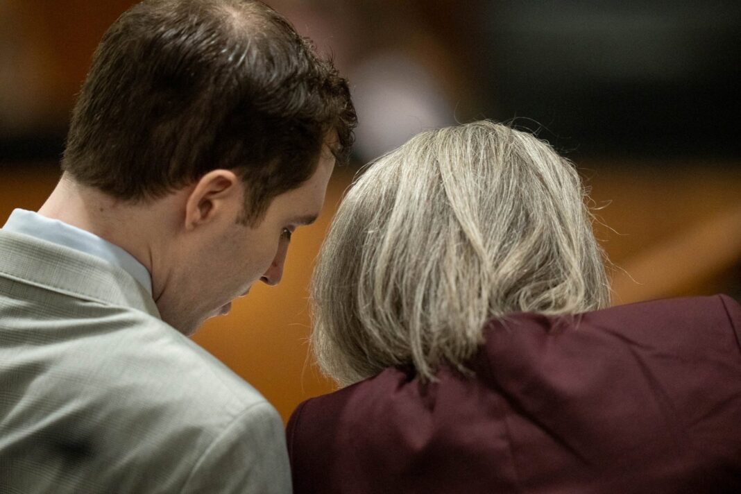 Tyler Robinson en audiencia judicial