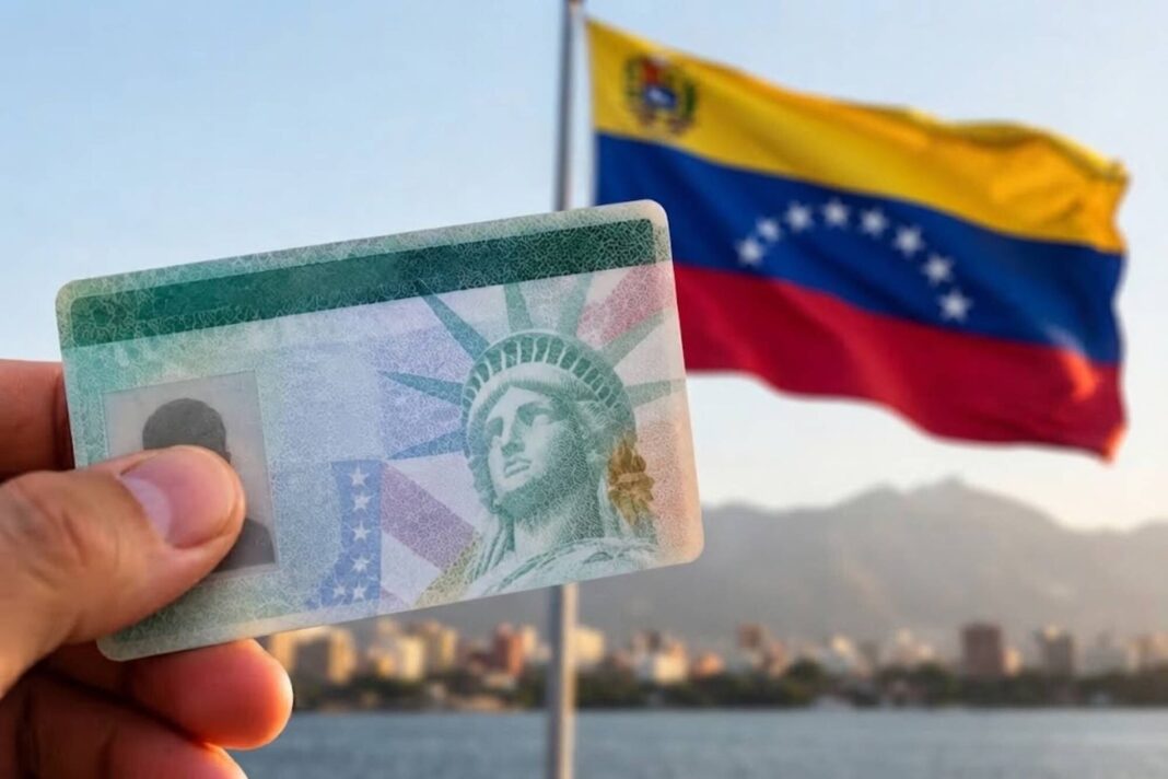 Persona revisando documentos de inmigración de Estados Unidos